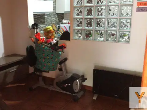 Casa 5 ambientes con 3 baños