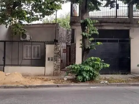 PH 2 ambientes en planta baja - A refaccionar -