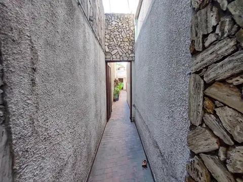 Depto Tipo Casa en Venta de 2 ambientes