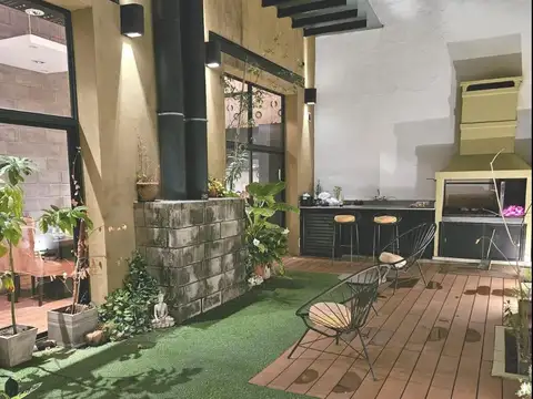 Depto Tipo Casa en Venta de 3 ambientes