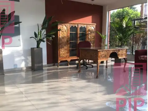 Avenida Presidente Perón 1700, Piso 1