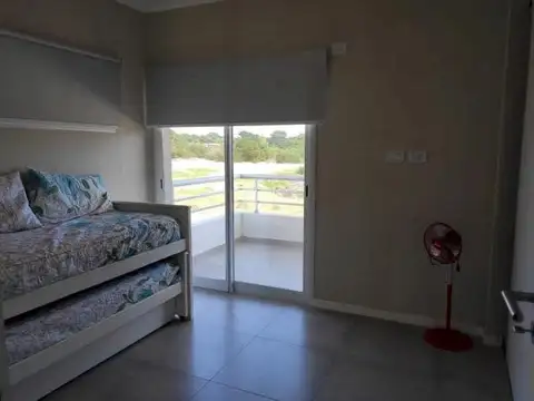 Departamento 3 ambientes con 2 baños