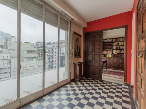Departamento 8 ambientes con 4 baños
