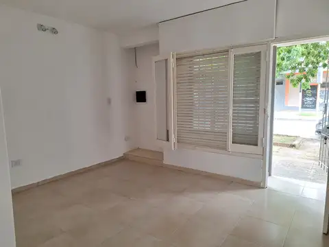 Casa en Alquiler en Resistencia, $ 800.000