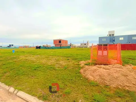 Vendo Lote en Cuestas de Manantiales