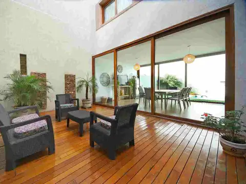 Casa en Venta en Ramos Mejía, USD 349.000
