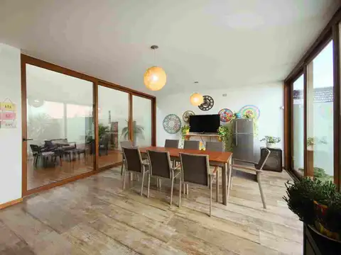 VENTA CASA RAMOS MEJIA
