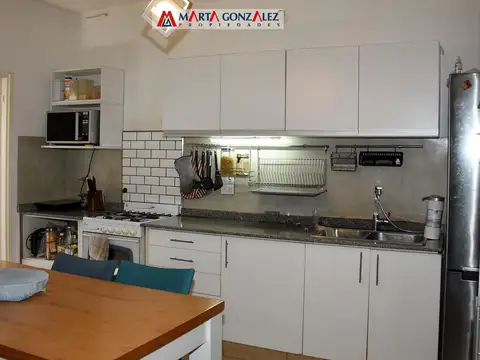 Depto Tipo Casa 6 ambientes con 3 baños