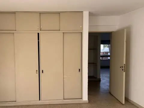 DOS DORMITORIOS