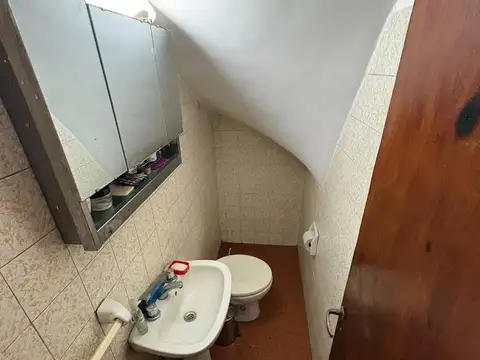 Depto Tipo Casa 4 ambientes con 2 baños