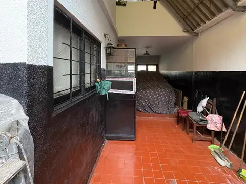 Depto Tipo Casa en Alquiler 40 años