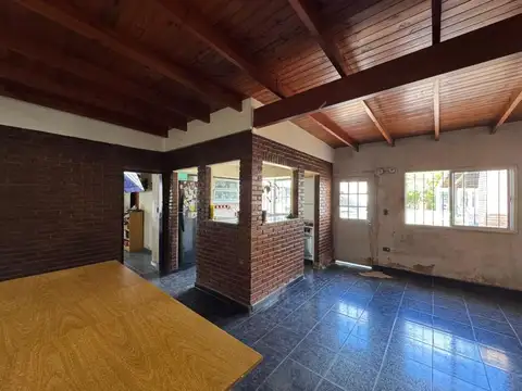 Casa en Venta en Villa Elvira, USD 40.000