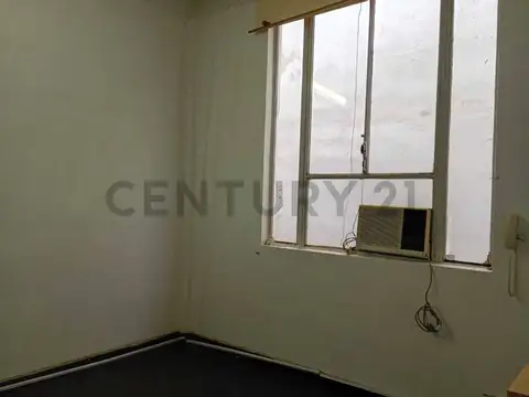 Oficina en Alquiler en Retiro, $ 180.000