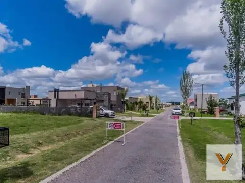 Terreno en venta - 471Mts2 - Laguna Azul, Ezeiza