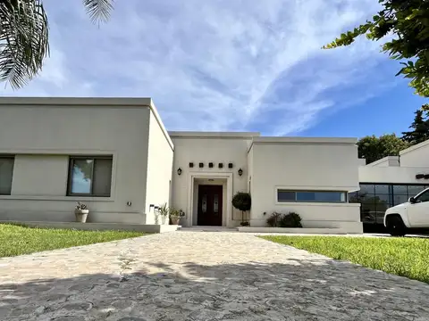 Casa en Venta en Pueblo Esther, USD 290.000