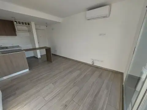 Departamento en Alquiler en Centro, $ 650.000