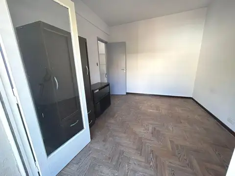 Depto Tipo Casa en Venta 60 años