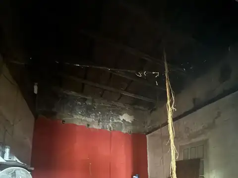 Depto Tipo Casa en Venta en Parque Rivadavia, USD 90.000