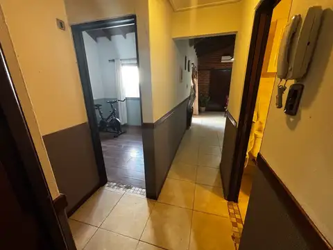 Casa 2 ambientes con 1 baño