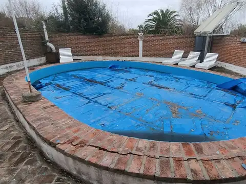 Casa en Venta con 1 cochera