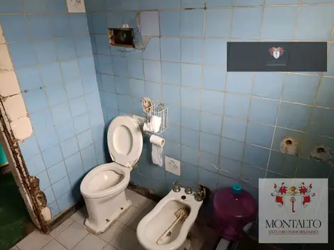OPORTUNIDAD CASA PH 2 AMBIENTES CON PATIO A RECICLAR