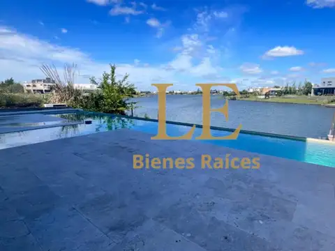 Casa en Venta en San Sebastian, USD 340.000