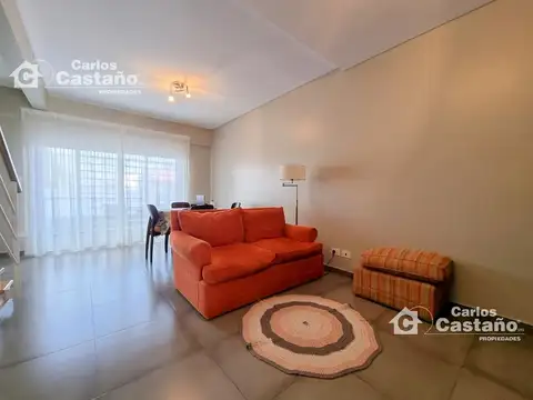 Depto Tipo Casa en Venta de 3 ambientes