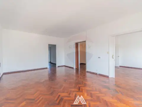 Venta Apartamento 3 dormitorios + servicio Cordón