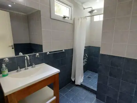 Casa 5 ambientes con 5 baños