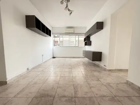 Departamento de 3 ambientes en venta en caballito