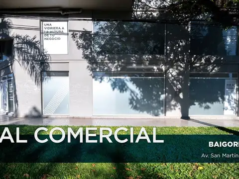 LOCAL COMERCIAL EN VENTA  EN ESQUINA