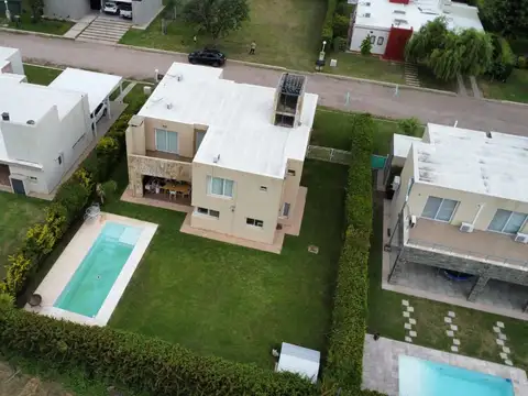 Casa en Venta en Juana Koslay, USD 330.000