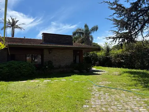 Casa en Venta en Lomas de San Isidro, USD 470.000