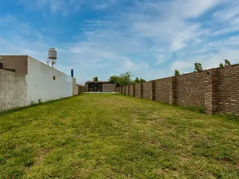 Terreno en Venta en Alvear, USD 68.000