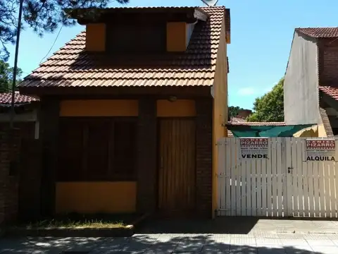 408 - DUPLEX - 2 DORMITORIOS + AL FRENTE + COCHERA DOBLE + PATIO        - DANIEL PIZARRO PROPIEDADES