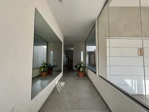 Departamento en Alquiler en Santos Lugares, $ 500.000