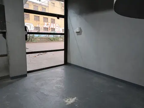 Venta cochera fija y cubierta en Villa Urquiza