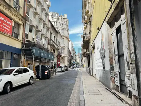 Galpon en Venta en Monserrat, USD 650.000