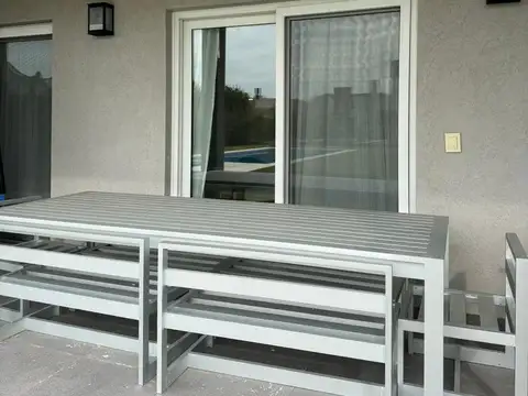 NIF.  Alquiler temporario casa de 6 ambientes con pileta en san rafael, villanueva