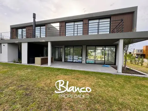 Pilará 100