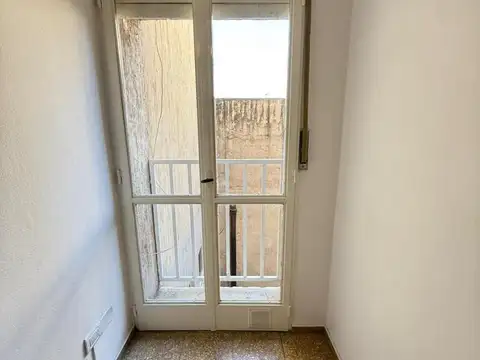 Departamento en Alquiler en Alberdi, $ 420.000