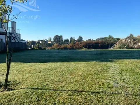 Terreno en Venta 35  mts Fondo