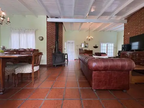 Casa en Venta con 1 cochera