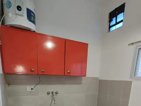 Depto Tipo Casa en Alquiler de 2 ambientes