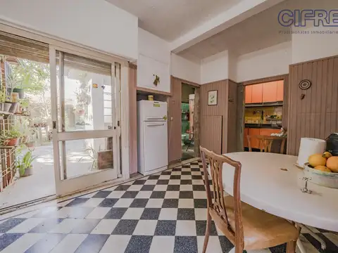 Casa en planta baja lote  8.66 x 41  garage  quincho terrazas Jardín fondo arbolado