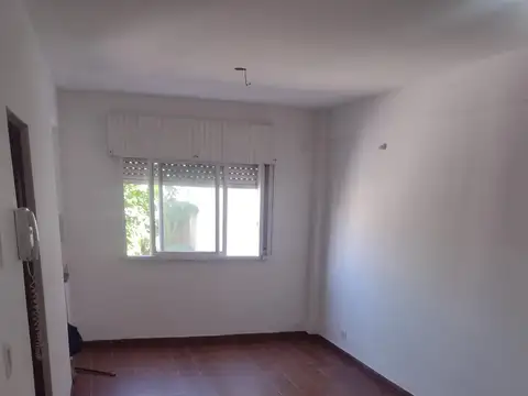 Departamento Monoambiente 1er Piso Ciudadela