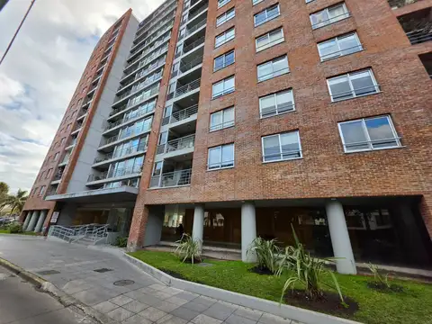 Departamento con Pileta, Gym , SUM , 2 cocheras cubiertas, seguridad 24hs