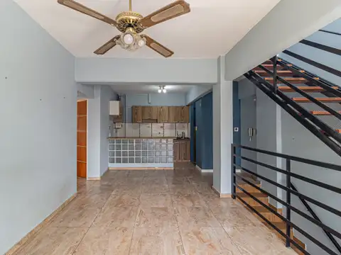 Depto Tipo Casa en Venta de 4 ambientes