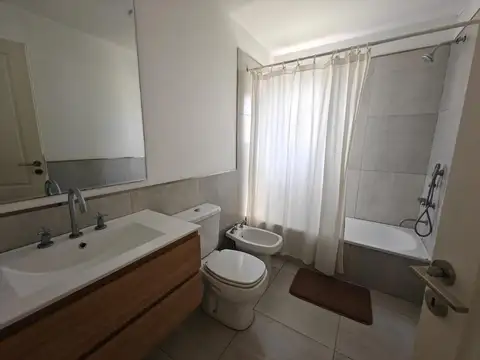 Casa con pileta en Santa Guadalupe