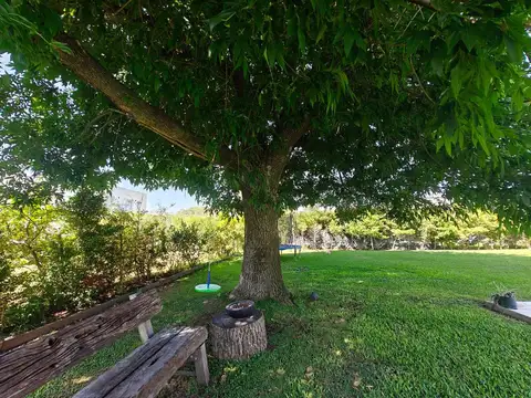 Casa en Venta con 4 cocheras